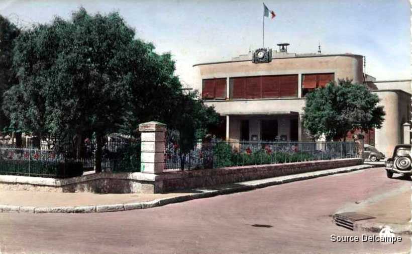 32 Mascara Hotel de ville 1957.jpg
